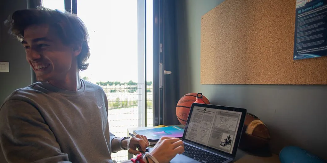 H-FARM student in his room in the accommodation