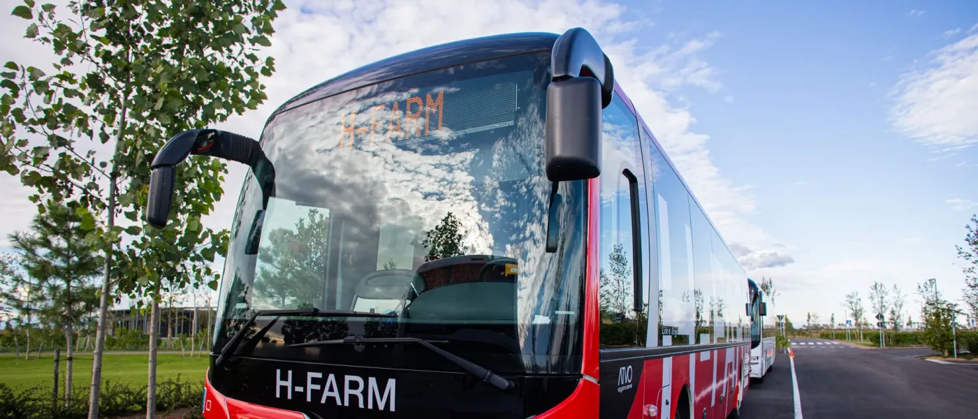 Scuola bus H-FARM H-IS