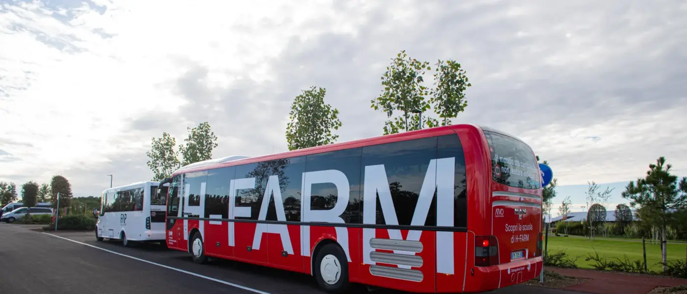 Scuolabus per studenti H-IS